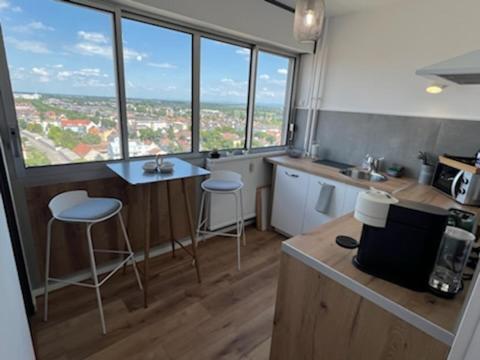 Superbe appartement Colmar avec vue et Jacuzzi Extérieur photo