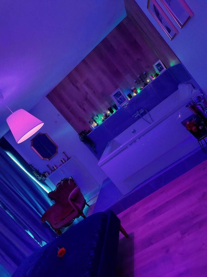 Superbe appartement Colmar avec vue et Jacuzzi Extérieur photo